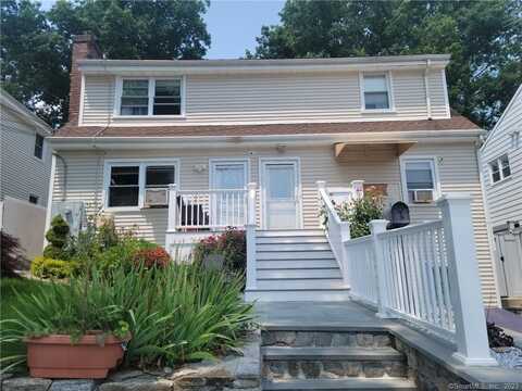 42 Catoona Lane, Stamford, CT 06902