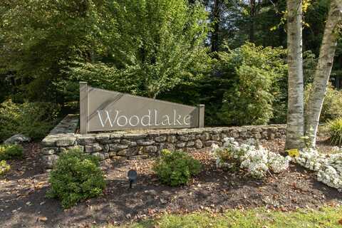 8 Shagbark Lane, Woodbury, CT 06798