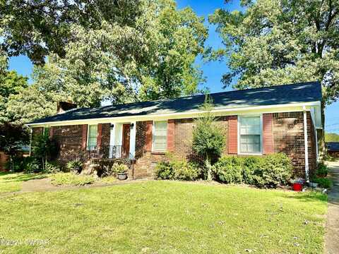 1126 N 32nd Avenue, Humboldt, TN 38343