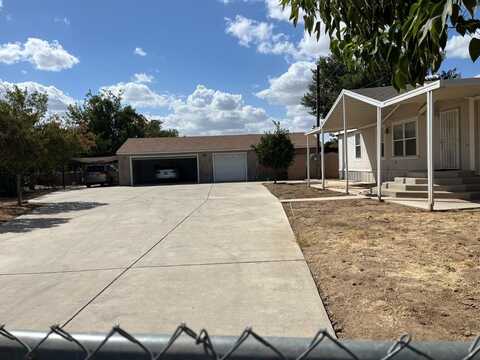 973 Pleasant Avenue N, Fresno, CA 93722