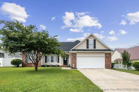 1528 Pinebrook Drive, Fayetteville, NC 28314