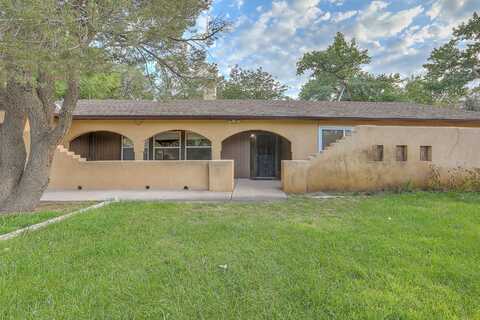 697 W MEADOWLARK Lane, Corrales, NM 87048