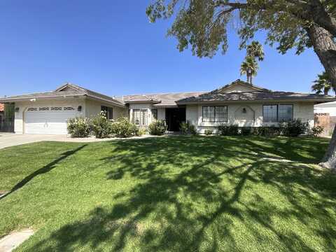 2823 Ash Glen Avenue, Lancaster, CA 93536