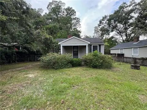 371 Hillwood Circle E, Mobile, AL 36608