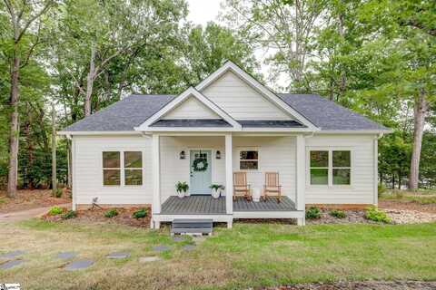 93 Snyder Drive, Townville, SC 29689