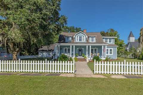 107 Rittenhouse Street, Darien, GA 31305