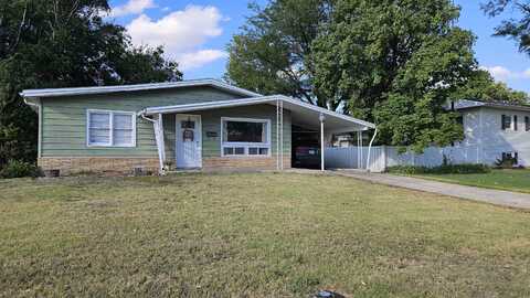 202 SW 9th, Plainville, KS 67663