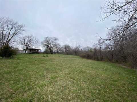 12412 Klatt Road, Excelsior Springs, MO 64024