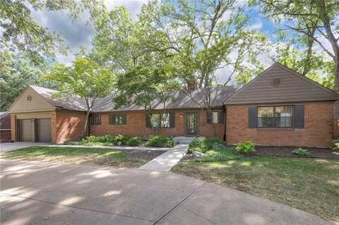 2033 W 95th Street, Leawood, KS 66206