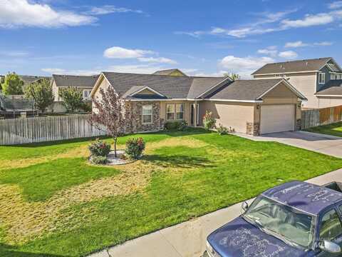 476 Feather Ave, Twin Falls, ID 83301