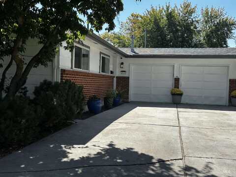 4233 W Meriwether Dr, Boise, ID 83705