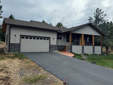 1139 Paper Birch Way, Klamath Falls, OR 97601