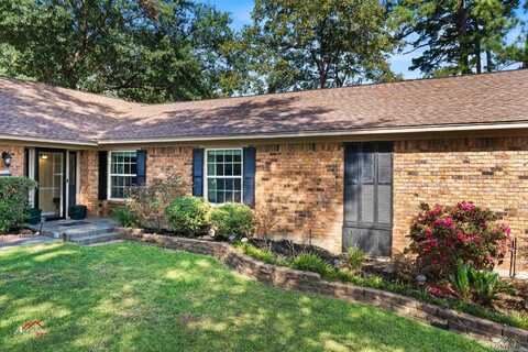 2090 Fort Dr, Longview, TX 75604