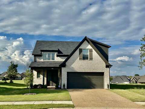 195 ST ANDREWS, Oakland, TN 38060