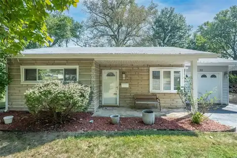 32 Saint Laurence, Florissant, MO 63031