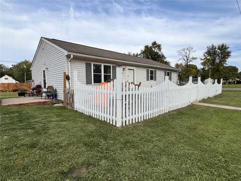 314 S Oak Street, Vandalia, MO 63382