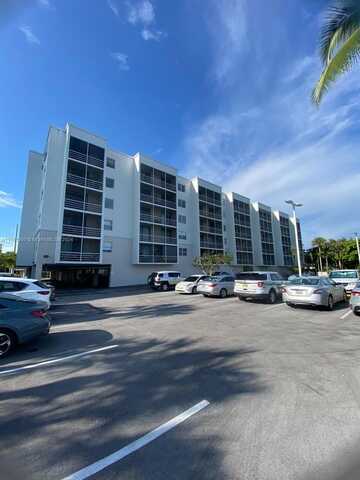 2821 N Miami Beach Blvd, North Miami Beach, FL 33160