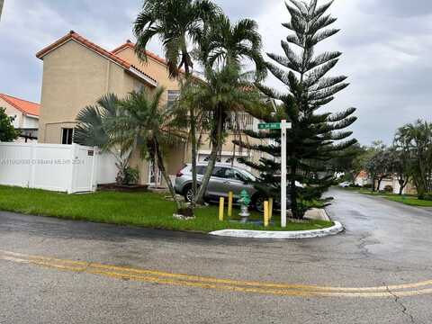 3600 Westminster St, Hollywood, FL 33021