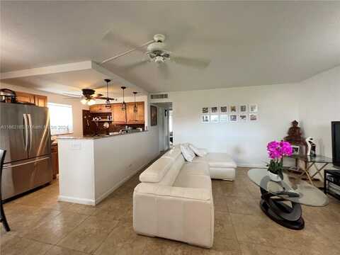 21 Saxony A, Delray Beach, FL 33446