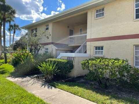 1556 SE Royal Green Cir, Port Saint Lucie, FL 34952