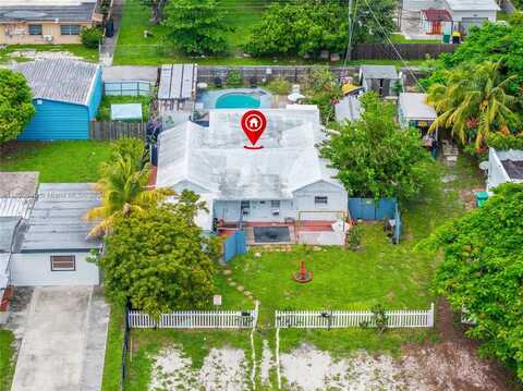 230 SW 14th St, Dania Beach, FL 33004