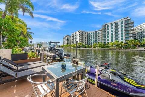 1036 NW North River, Miami, FL 33136