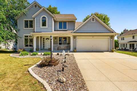 3119 Fox Ridge Dr, Waukesha, WI 53189