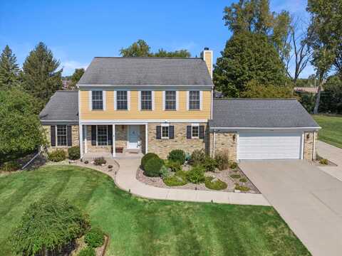 16660 Lillan Dr, Brookfield, WI 53005