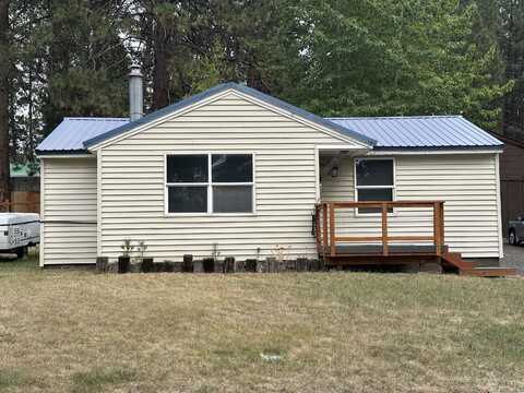 138647 Rhododendron Street, Gilchrist, OR 97737