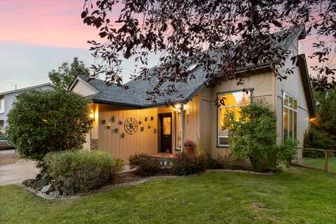 3182 NE Post Avenue, Bend, OR 97701