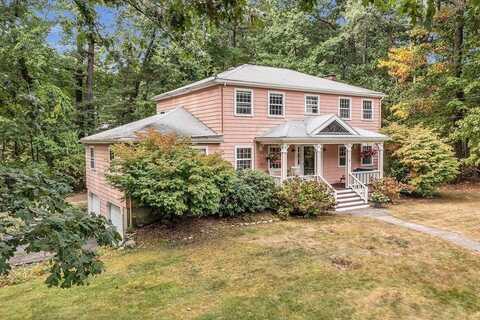 8 Myrtle Dr, Acton, MA 01720