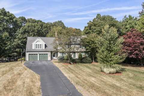 1 Macarthur Rd, Franklin, MA 02038