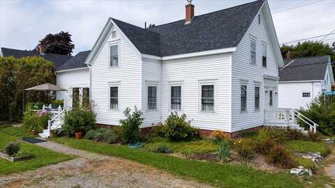 34 Orange Street, Rockland, ME 04841