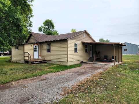 927 9th Avenue NW, Choteau, MT 59422