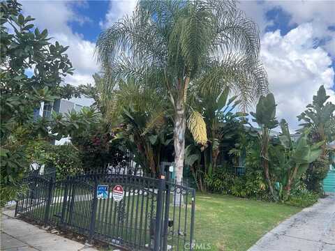 4727 Oakwood Avenue, Los Angeles, CA 90004