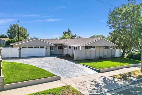 2216 E Cloverdale Avenue, Orange, CA 92867