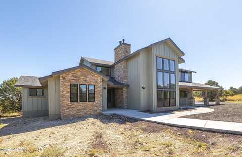 8687 Tall Tales Ranch Road, Flagstaff, AZ 86004