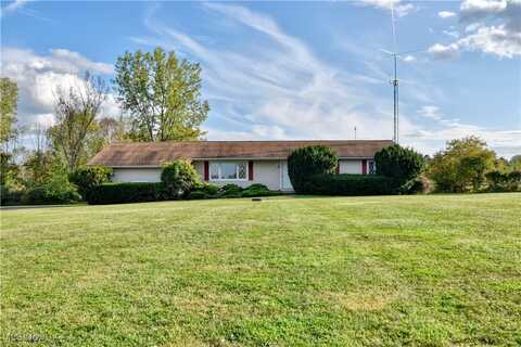 11165 Elk Run Road, Chardon, OH 44024