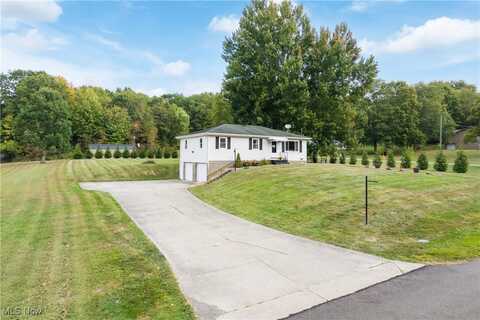 1701 Rheam Road, Clinton, OH 44216