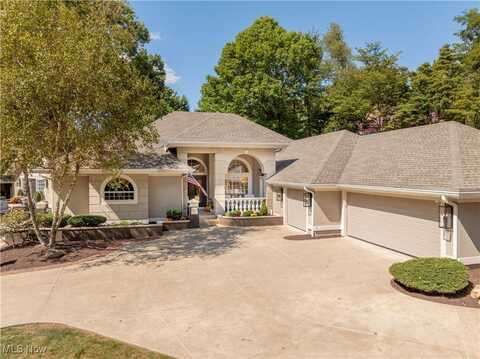 5107 Ashford Glen Circle NW, Canton, OH 44718