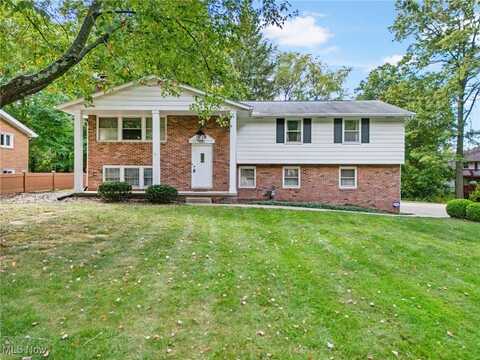 6969 Oakcrest Avenue NW, North Canton, OH 44720