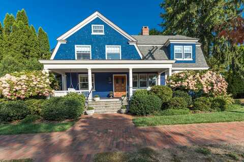 640 Middle Street, Portsmouth, NH 03801