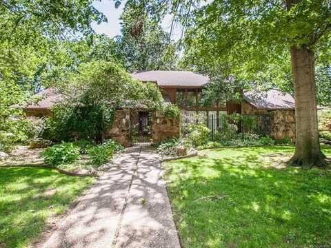 6683 S Jamestown Place, Tulsa, OK 74136