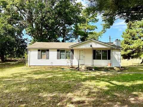 11727 County Road 3500, Ada, OK 74820