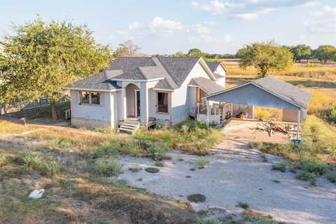 632 E Reindeer Road, Lancaster, TX 75146