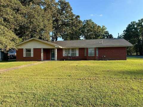 2002 Friendly Avenue, Mount Pleasant, TX 75455