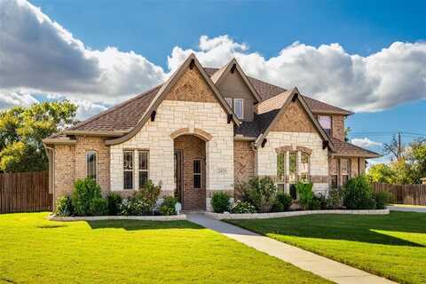 2425 Golden Rod Drive, Midlothian, TX 76065