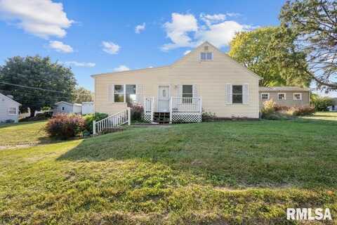 3722 N STURDEVANT Street, Davenport, IA 52806