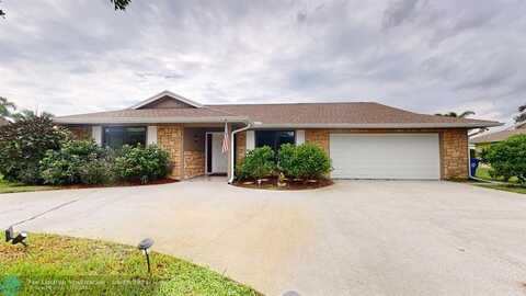 585 W Forest Trl, Vero Beach, FL 32962