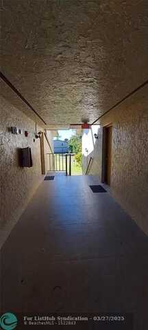 1838 Abbey Rd, West Palm Beach, FL 33415